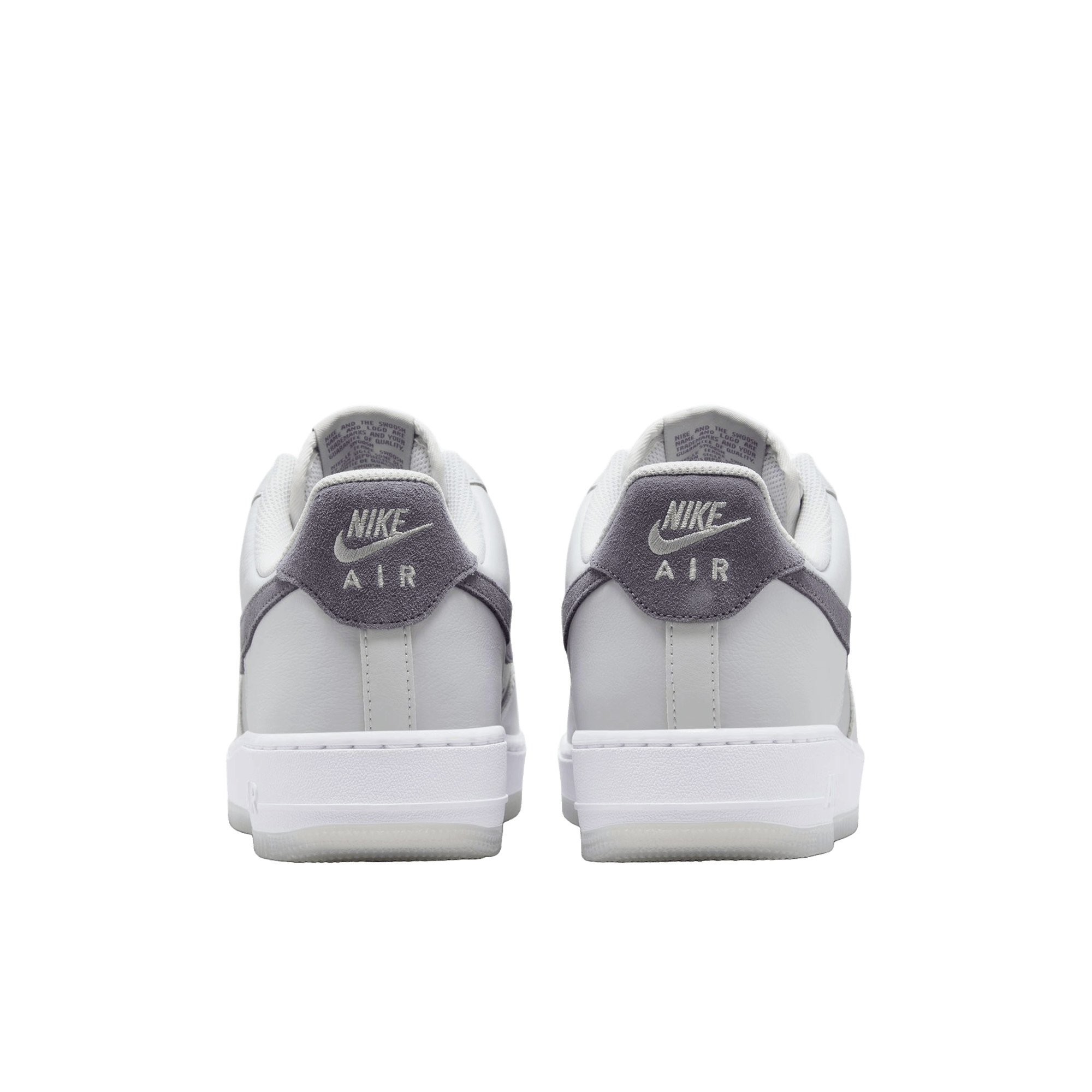 Air Force 1 07 Lv8 Ess+