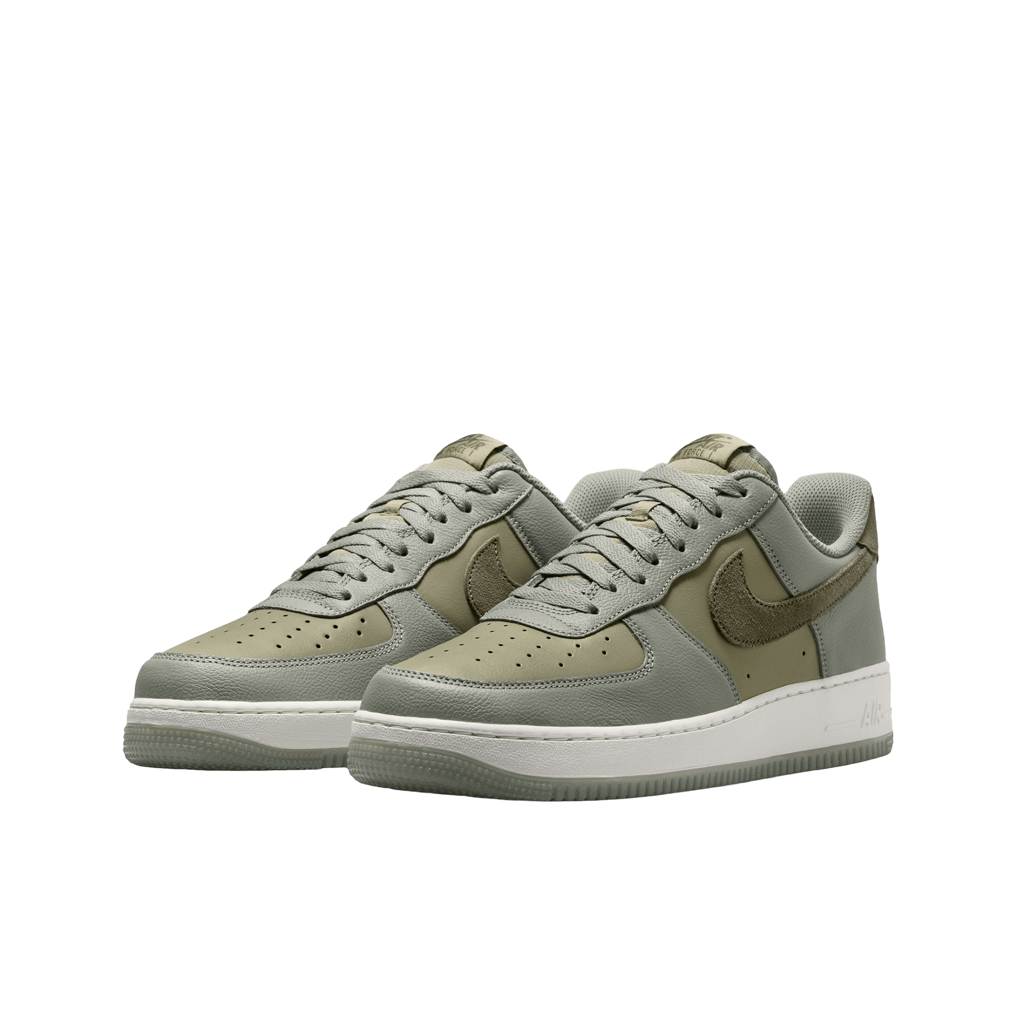 Air Force 1 07 Lv8 Ess+