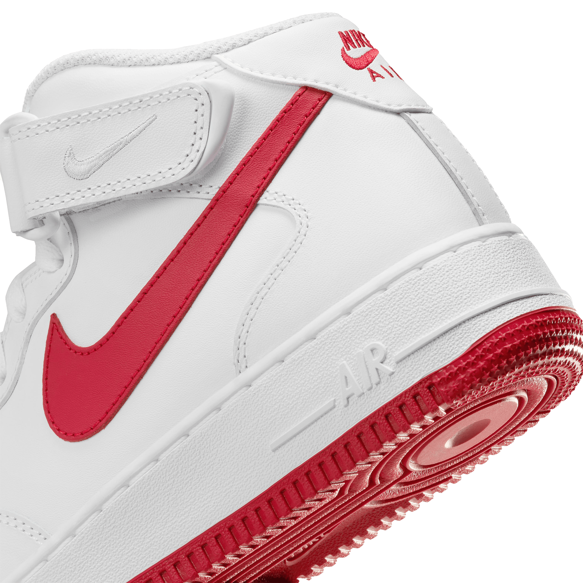 WMNS AIR FORCE 1 07 MID