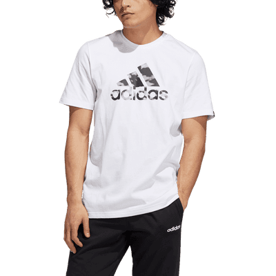 World Of Adidas Accessories T-Shirt (M)