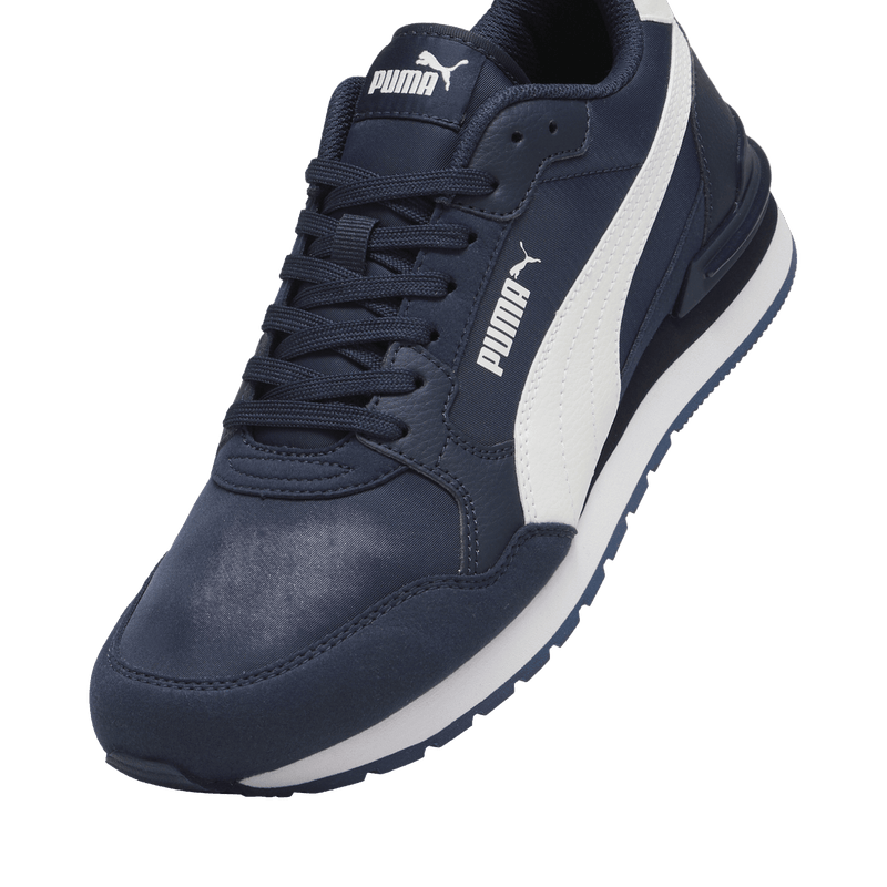 ST Runner v4 Nylon