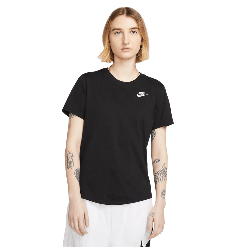 Nike Sportswear Club T-Shirt – Women's