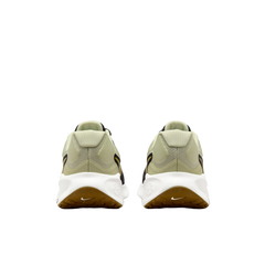 Nike Revolution 7