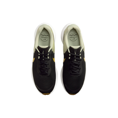 Nike Revolution 7