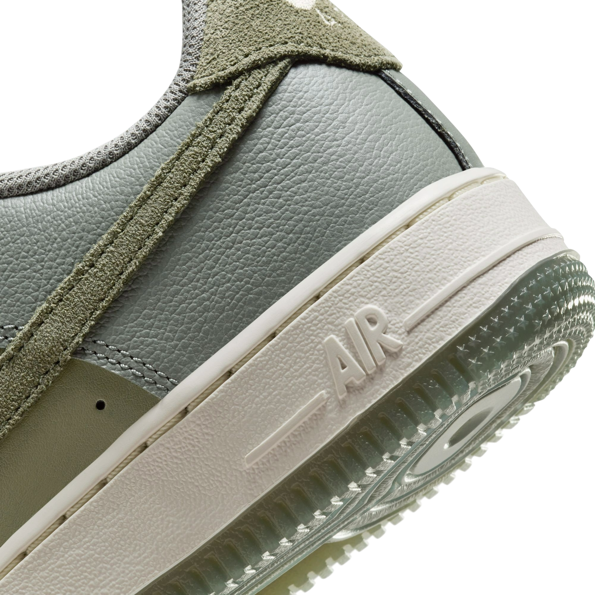 Air Force 1 Lv8 4 Bg