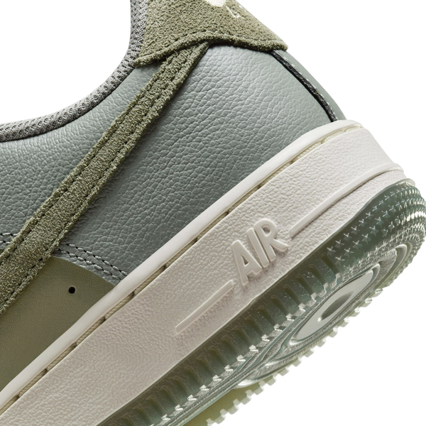 Air Force 1 Lv8 4 Bg