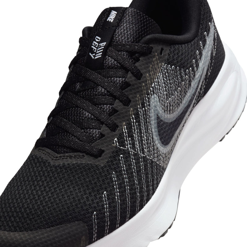 Nike Run Defy