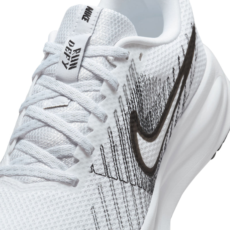 Nike Run Defy