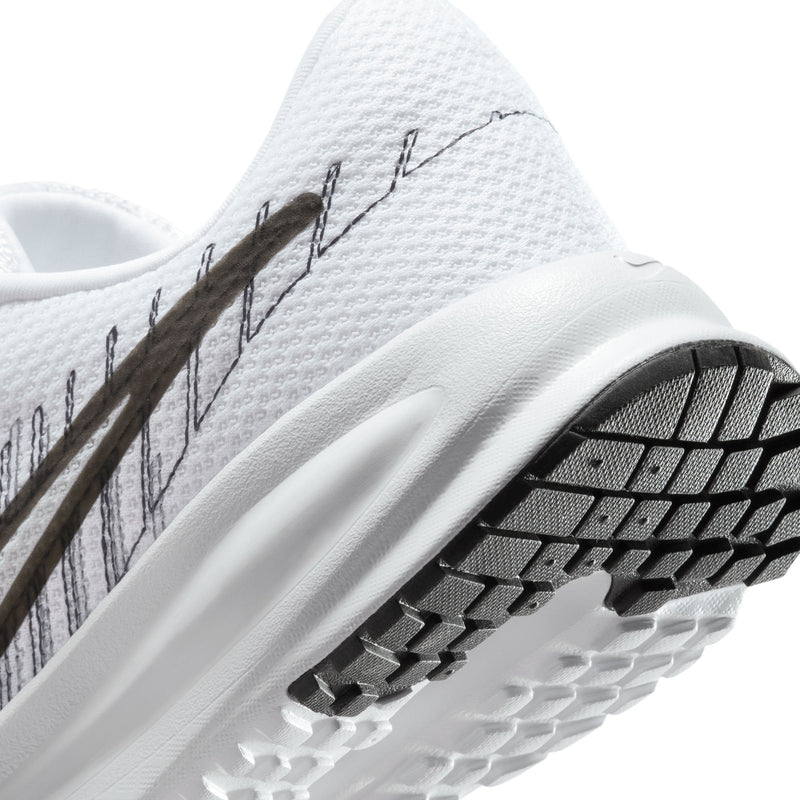 Nike Run Defy