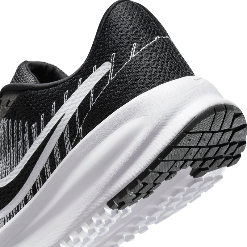 Nike Run Defy Running Shoes