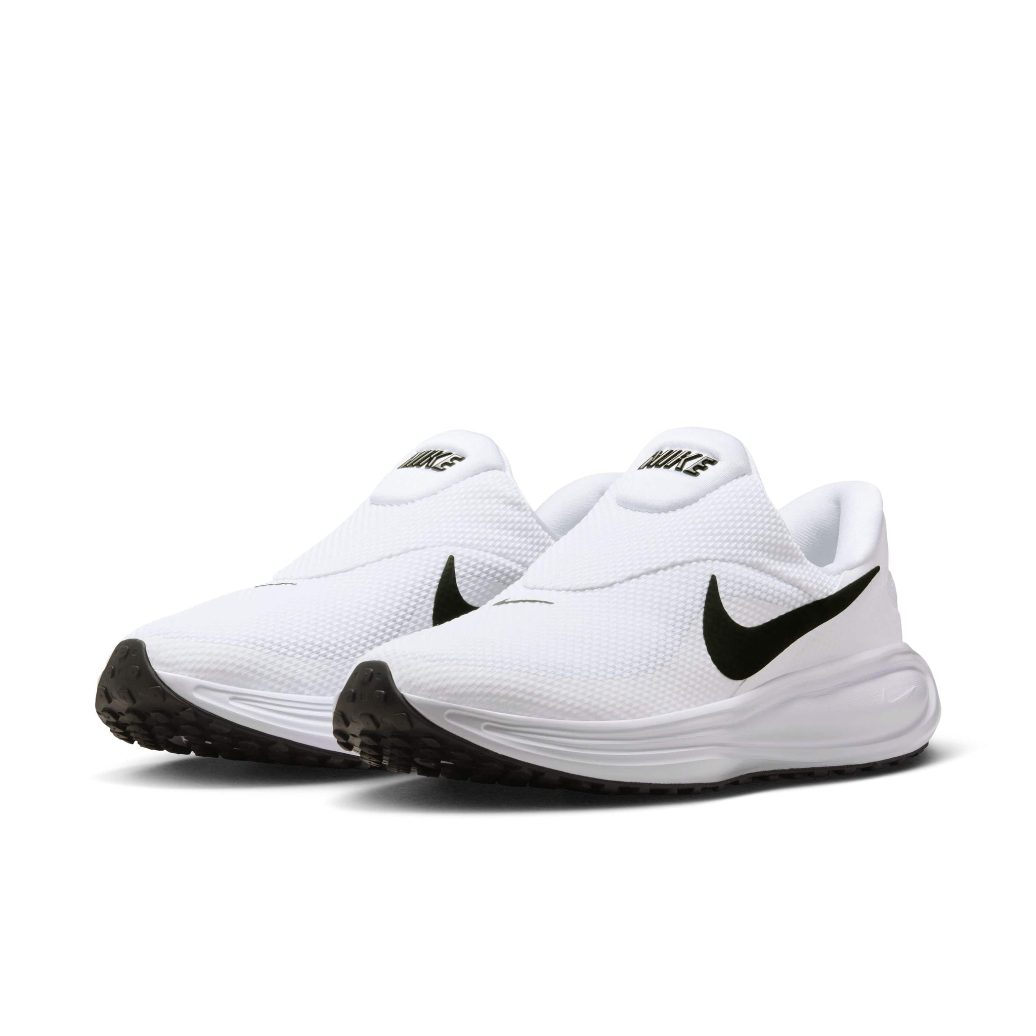 Nike Revolution 8 EasyOn