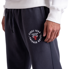 Chicago pulls Pants