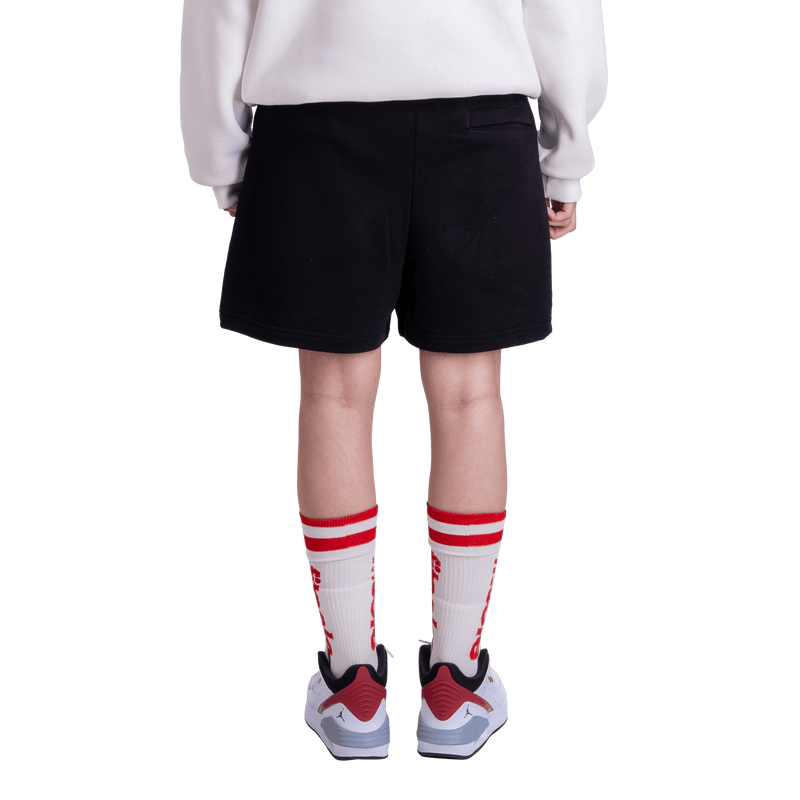 Black Shorts Chicago pulls
