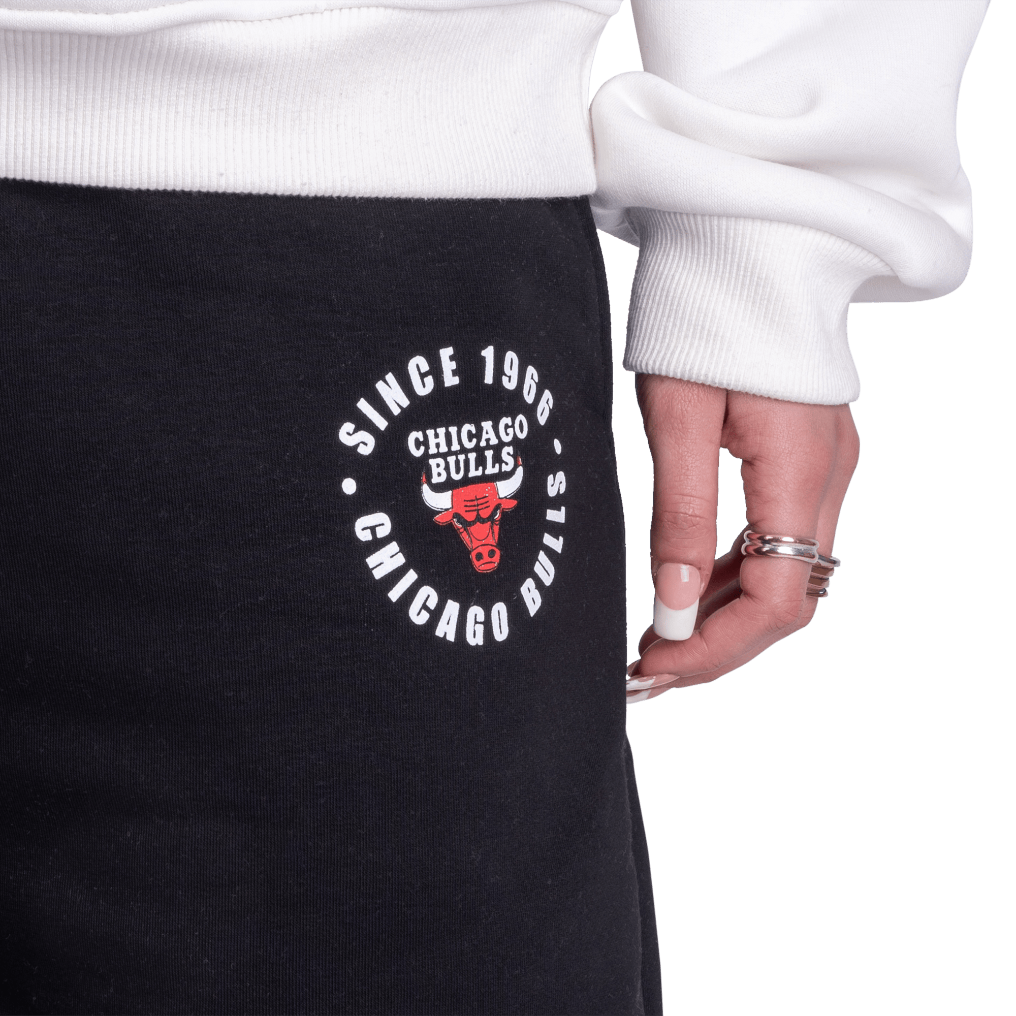 Black Shorts Chicago pulls
