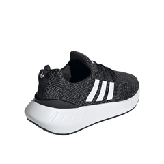 Swift Run 22 J