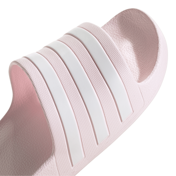 Adilette Aqua Slides