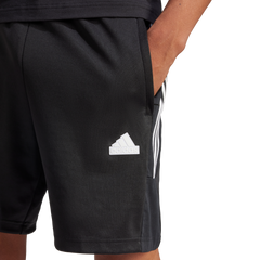 Tiro Shorts